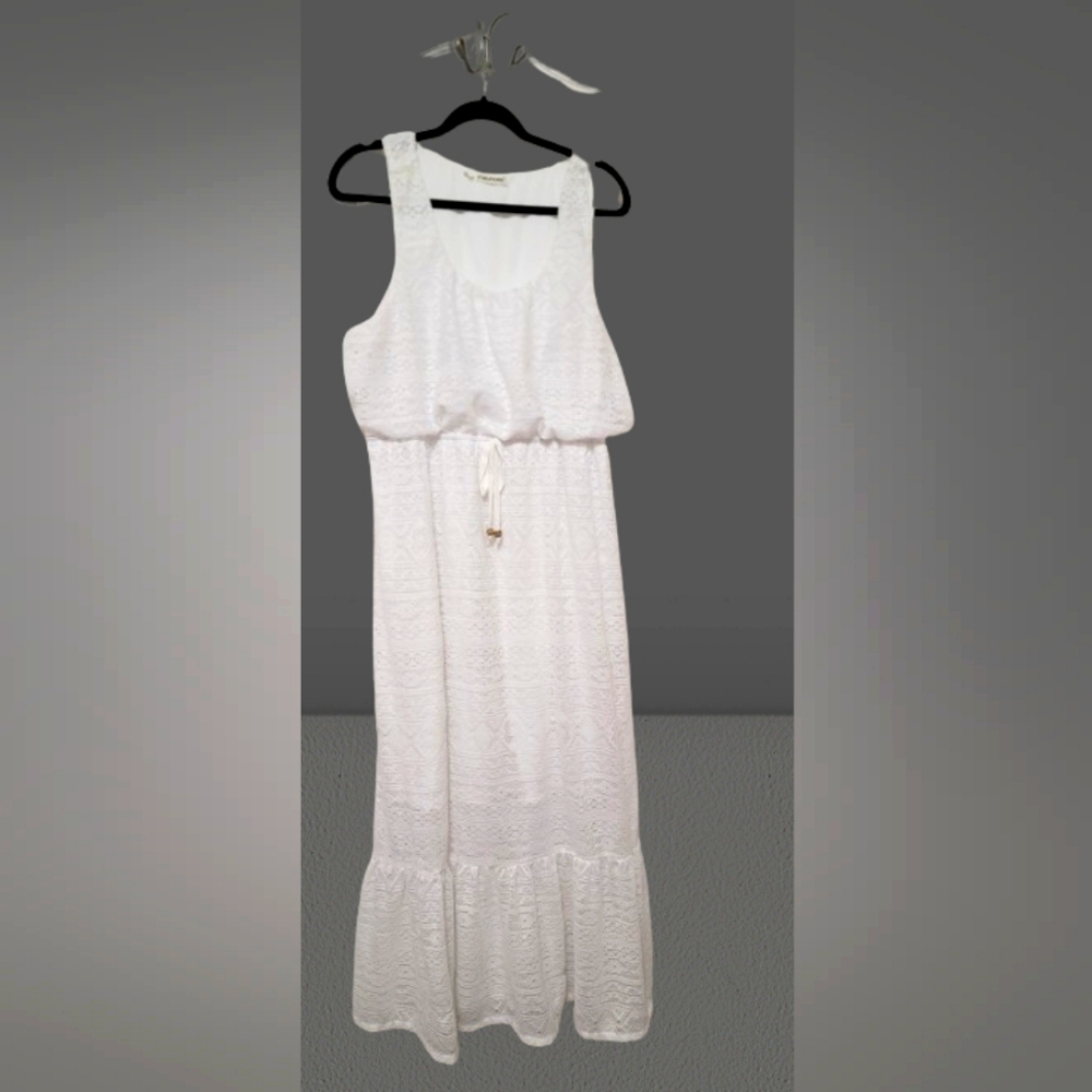 Maurices White Maxi Sundress Size 2 Plus Petite
